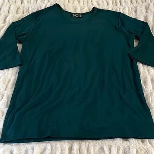 Forest green slinky 3/4 sleeve shirt XL shiny semi sheer stretch split hem VNTG